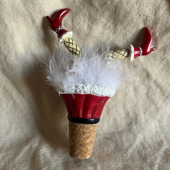 Xmas wine stopper. Xmas party style. 4 1/2”tall - Picture 2 of 3